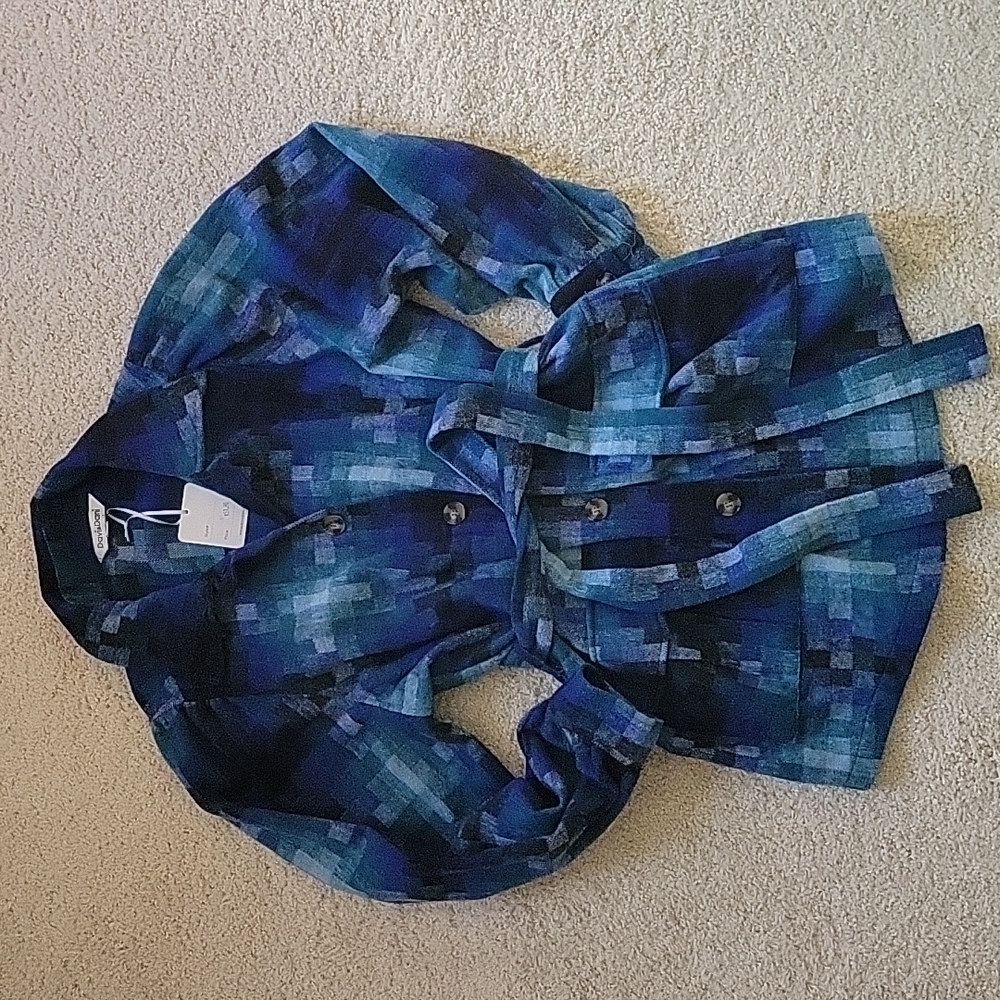 NWT Davi & Dani oversized boutique belted jacket. Sz Small